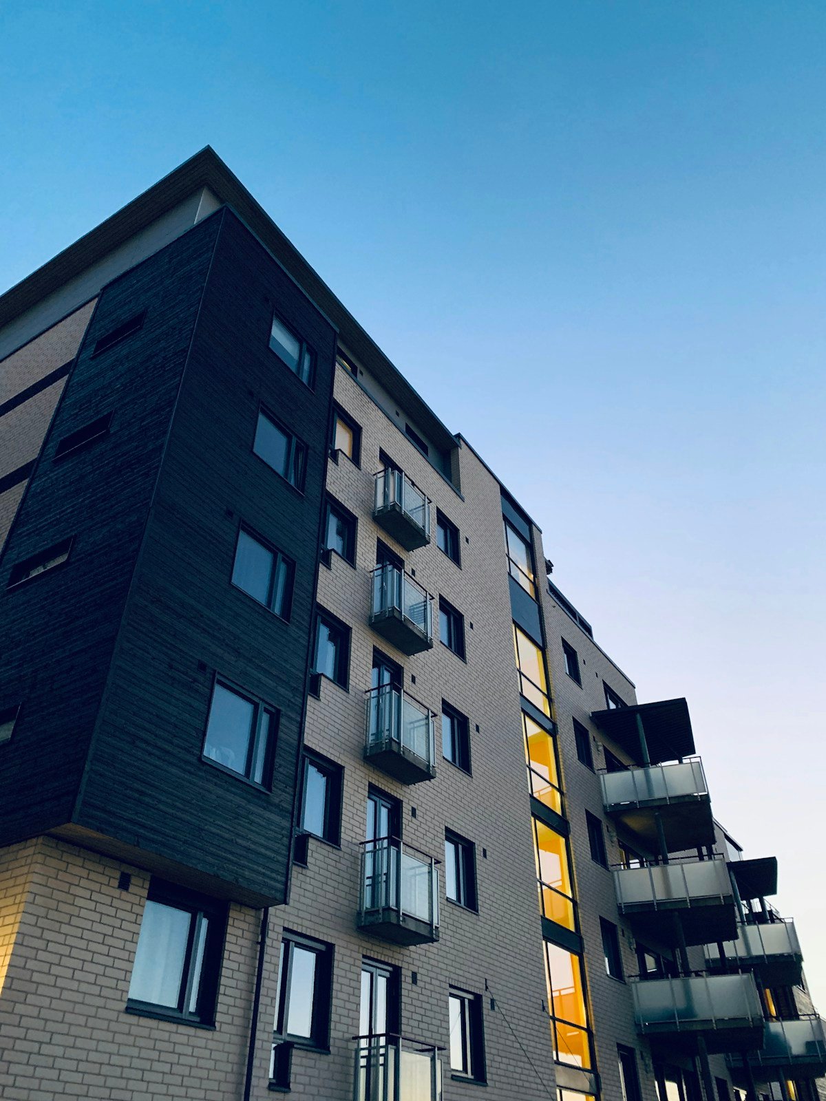 3D Photorealistic Rendering vs Physical Models: Why Modern Architecture Needs Both
