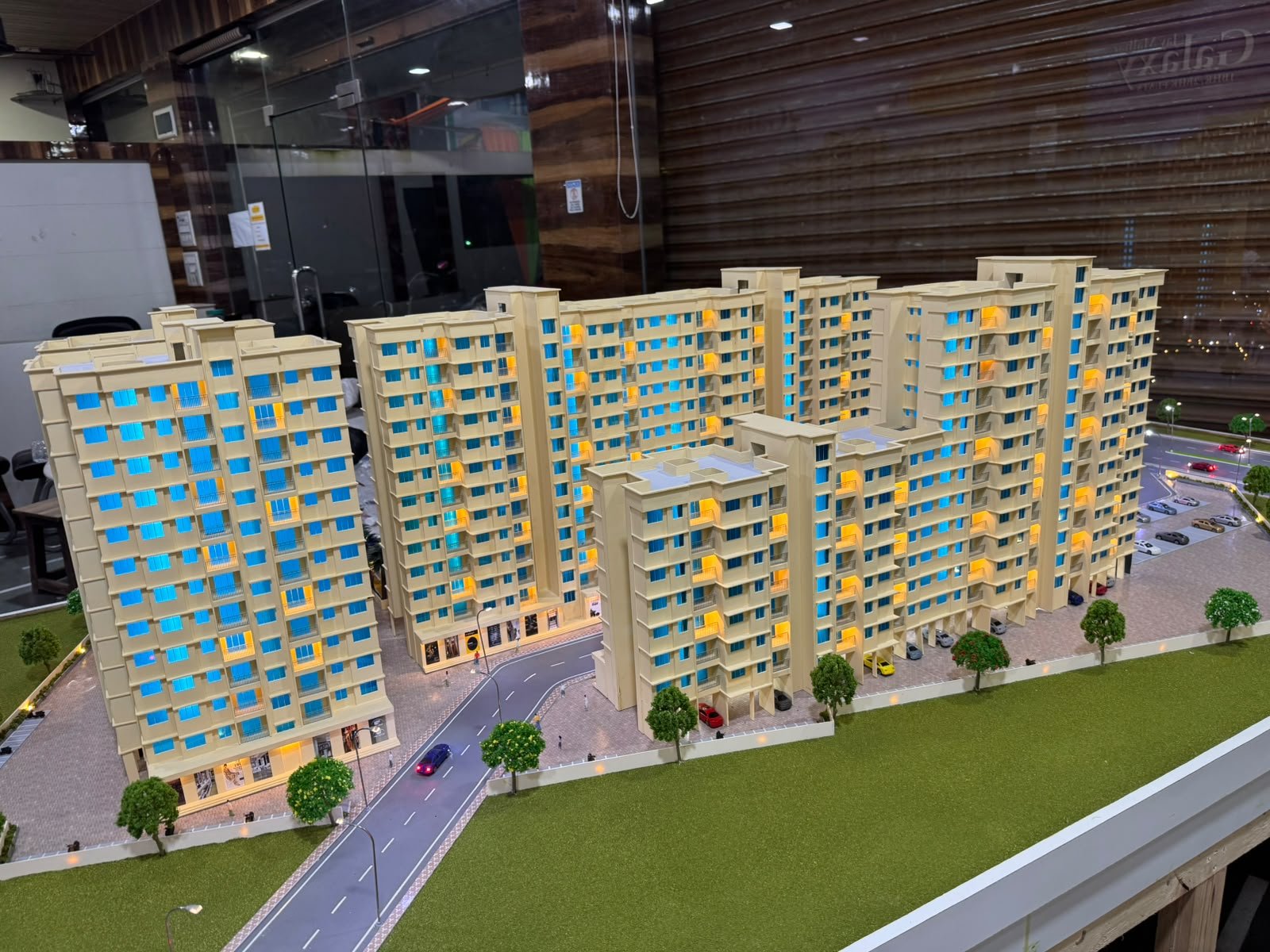 Aj Model (4)